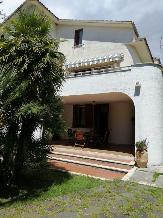 Villa Livia فيلاماري الغرفة الصورة