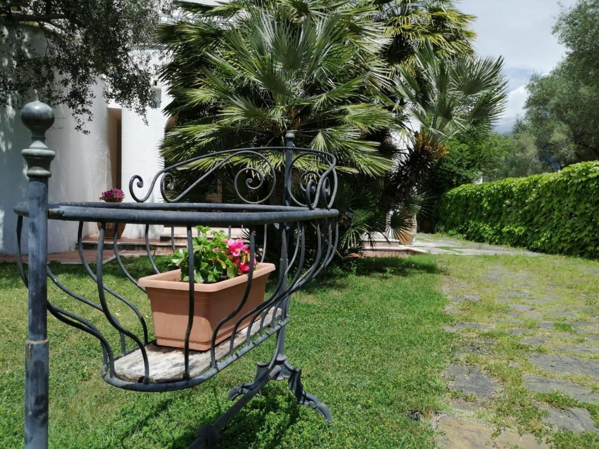Villa Livia فيلاماري المظهر الخارجي الصورة